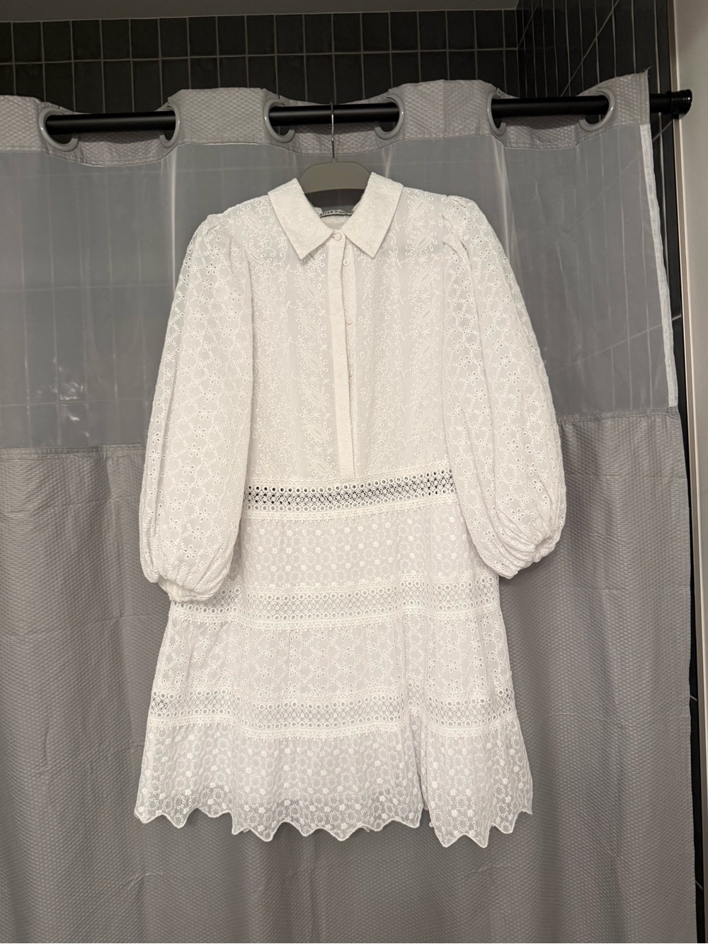 Alice + Olivia White Eyelet Lace Mini Dress with Puff Sleeves